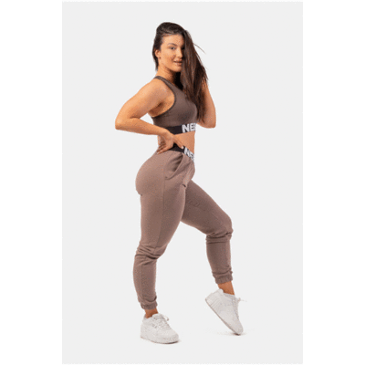 408_brown_410_brown_01