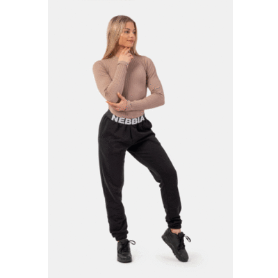 ICONIC-black-MID-WAIST-SWEATPANTS--3