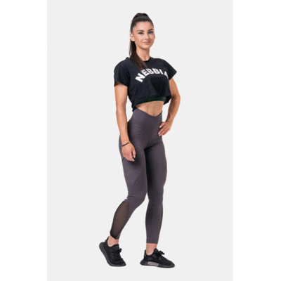 LOOSE-FIT-&-SPORTY-CROP-TOP-3