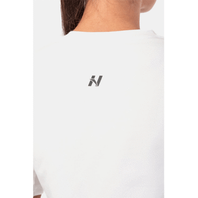 MINIMALIST-LOGO-NEBBIA-CROP-TOP-CREAM-3