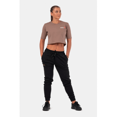MINIMALIST-LOGO-NEBBIA-CROP-TOP-brown-3
