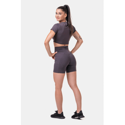 SHORT-SLEEVE-SPORTY-CROP-TOP-MARRON-6