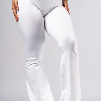 630-white-03-490x735