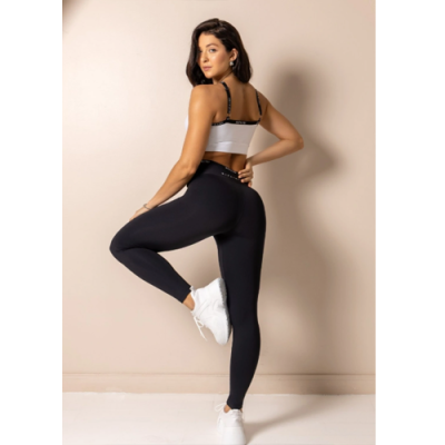 Black Fitness Club Classics Leggings with silk screen print. 4